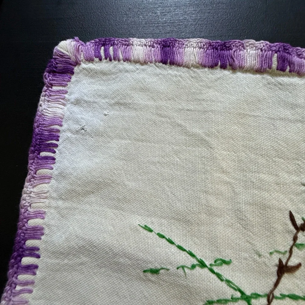 Vintage Hand Embroidered Floral Table Runner White Linen Purple Crochet Trim 38